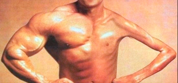 S08 297  It's All in the Wrist